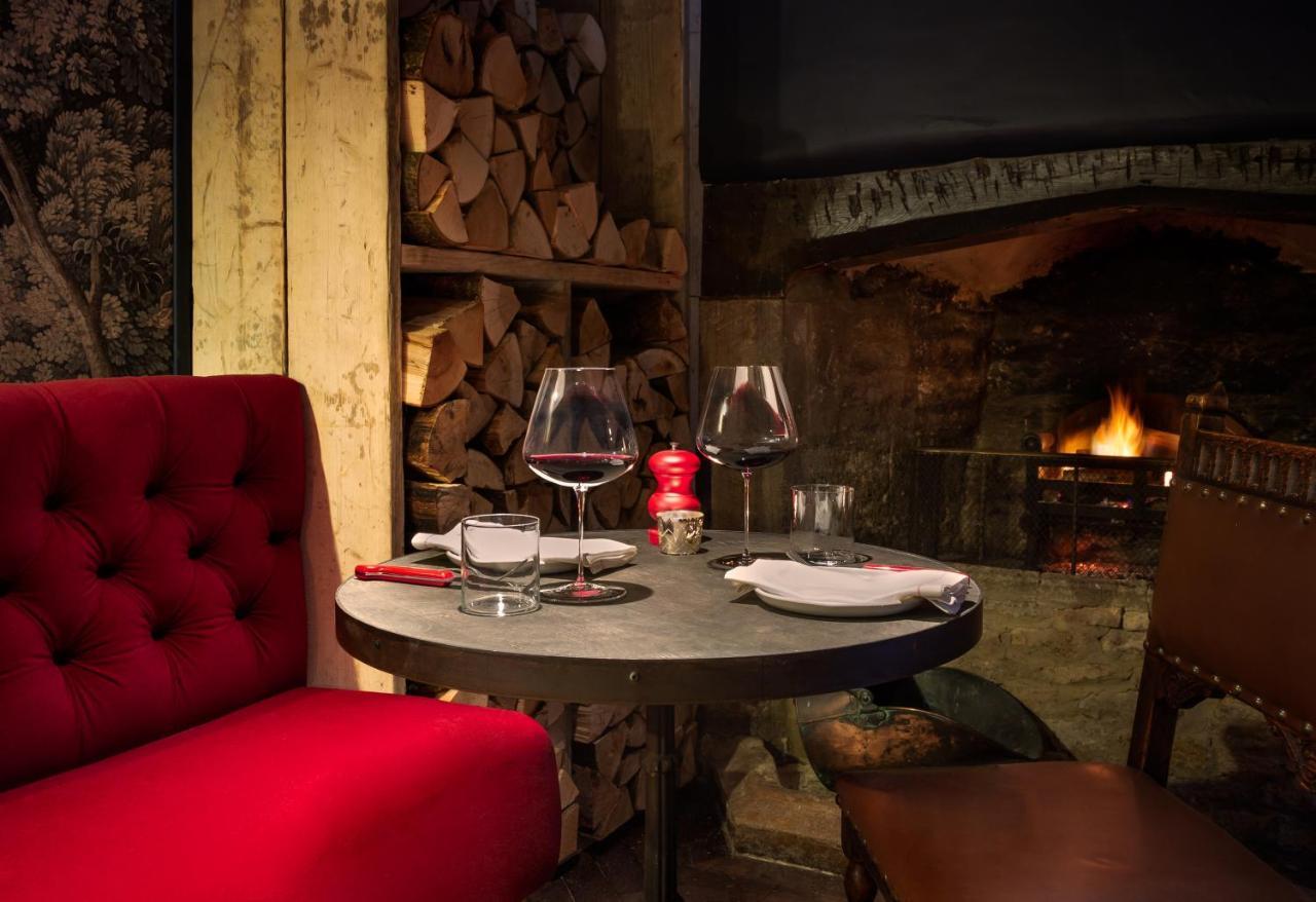 The Double Red Duke, Cotswolds Hotel Уитни Екстериор снимка