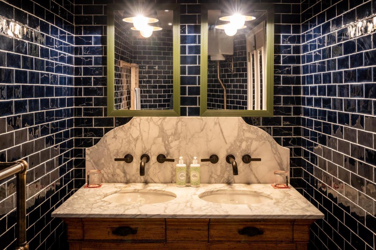 The Double Red Duke, Cotswolds Hotel Уитни Екстериор снимка